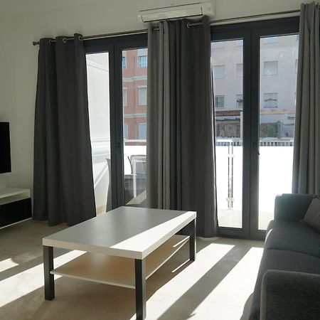 Apartamento Turistico Hermanos Infantes Apartment เอสเตโปนา ภายนอก รูปภาพ