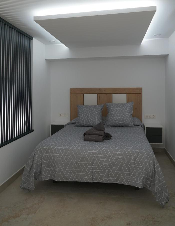 Apartamento Turistico Hermanos Infantes Apartment เอสเตโปนา ภายนอก รูปภาพ